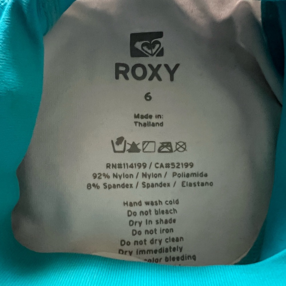 Roxy Rash Guard - Picture 7 of 8